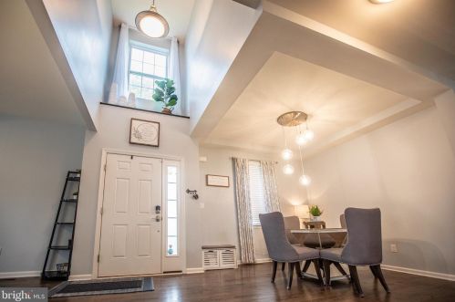 1012 Johnson St, Philadelphia PA  19138-1015 exterior