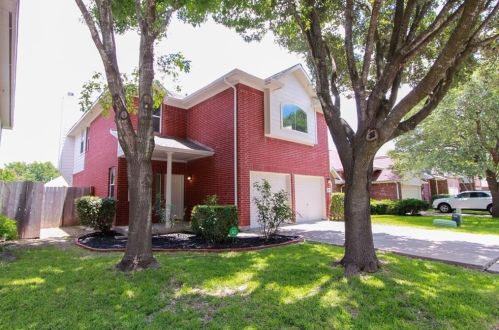 3520 Bratton Ridge Xing, Austin TX  78728-3675 exterior