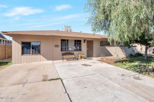 2320 40 Ave, Phoenix AZ 85009-4025 exterior