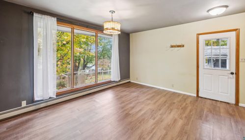 2816 Hagberg St, Duluth MN 55811-2878 exterior