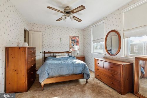 6259 Ditman St, Philadelphia PA 19135-3202 exterior