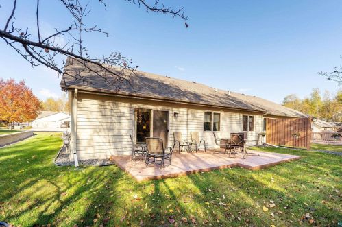 328 Hickory St, Duluth MN 55811-4899 exterior