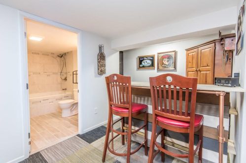 3333 Knl Blvd, Milwaukee WI 53222-3362 exterior