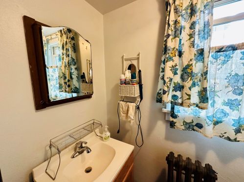 1285 Ransom St, Meskegon MI 49442-3327 exterior