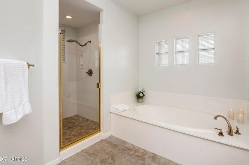 1813 Mead Pl, Chandler AZ 85248-5436 exterior