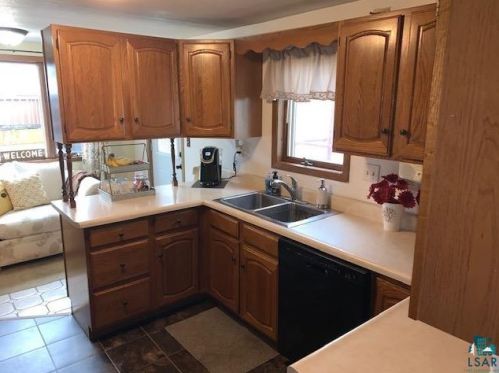 830 10 St, Duluth MN 55805-1228 exterior