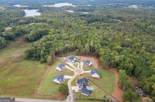 8090 Bethel Rd, Gainesville GA exterior