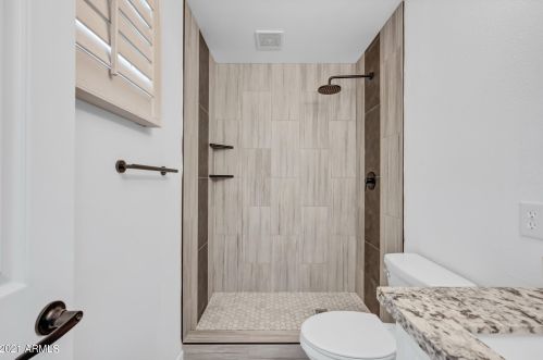 11216 33rd Ave, Phoenix AZ 85029-4105 exterior