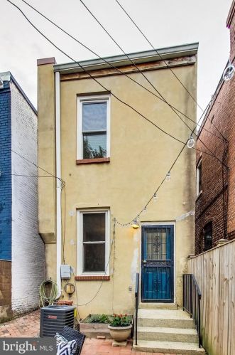 1532 1st St, Washington DC 20001-1147 exterior