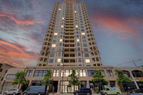 1464 Michigan Ave, Chicago IL  60605-3711 exterior