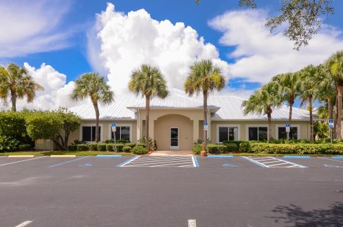 5675 Travelers Way, Fort Pierce FL 34982-4058 exterior