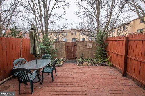 826 26 St, Philadelphia PA 19121-4602 exterior