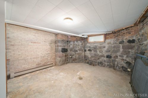 60 College Ave, Grand Rapids MI 49503-1155 exterior