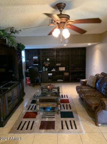 3038 40 Dr, Phoenix AZ 85051-3609 exterior