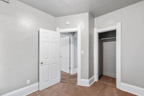 2476 Frederick Ave, Milwaukee WI 53211-3644 exterior