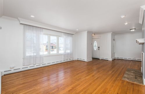 9239 Springfield Ave, Chicago IL 60805-1461 exterior