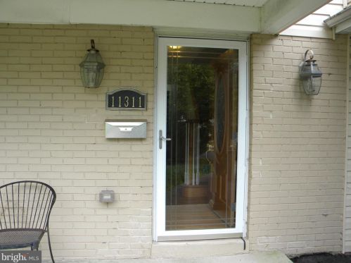 11311 Gainsborough Rd, Rockville MD  20854-3713 exterior