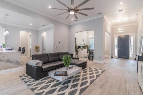 3502 Mcelroy Ave, Tampa FL 33611-3606 exterior