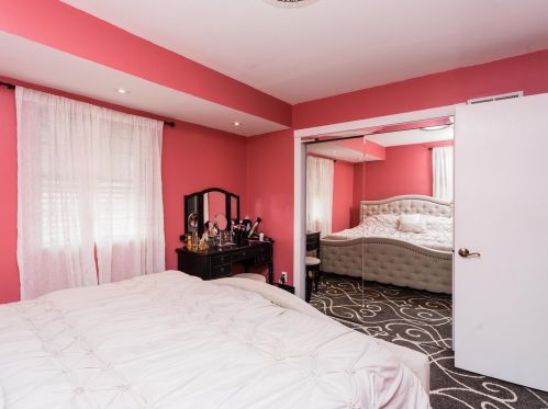 9414 Dorisann Ct, Saint Louis MO 63123-6304 exterior