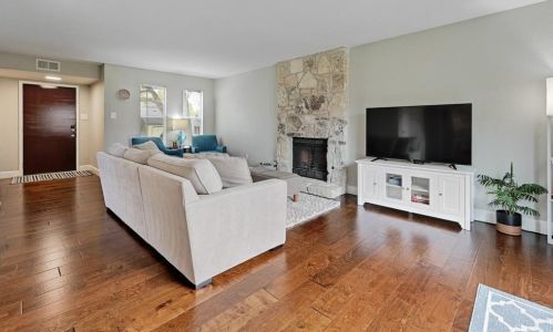 4501 Clarno Dr, Austin TX 78749-3177 exterior