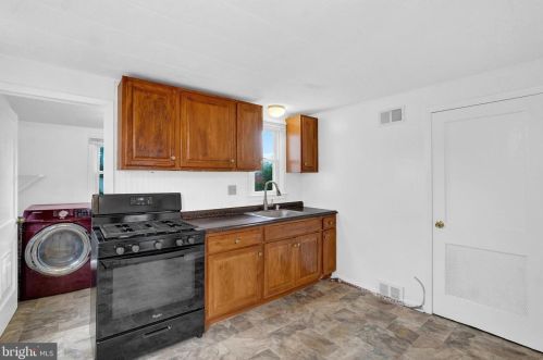 1358 Orch St, Lancaster PA 17601-4038 exterior