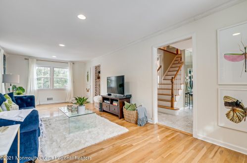 50 Farm Rd, Middletown NJ 07748-3703 exterior