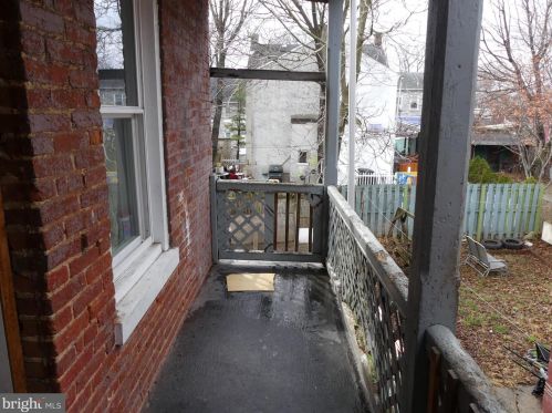 316 Prince St, Lancaster PA 17603-3024 exterior