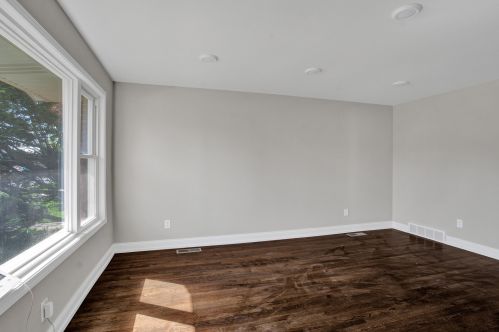 9722 Calumet Ave, Chicago IL  60628-1430 exterior