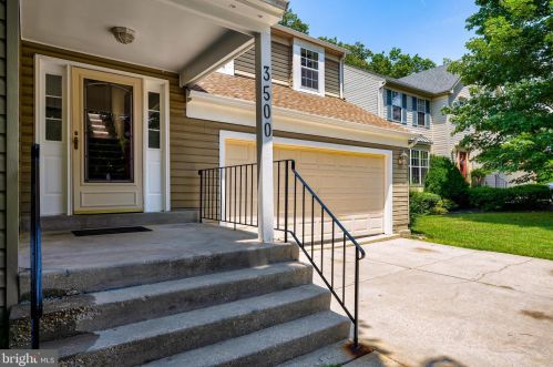 3500 Olive Branch Dr, Silver Spring, MD 20904-4907