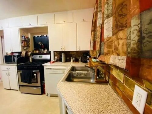 1264 Emerson Ave, Meskegon MI  49442-5206 exterior