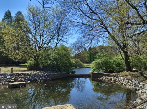 10500 Rockville Pike, Rockville MD  20852-3359 exterior