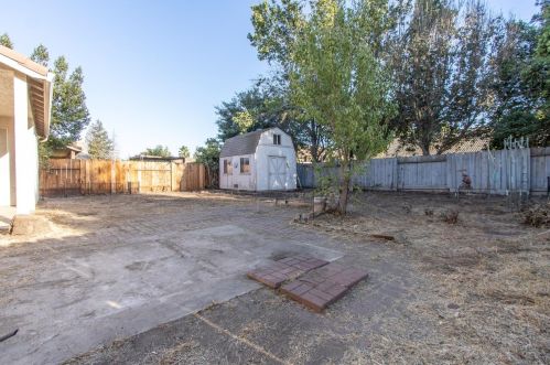 962 Ashford Dr, Turlock CA 95382-0262 exterior