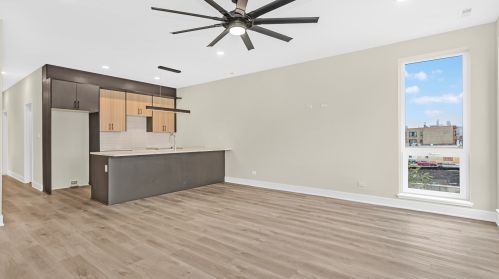 3762 Indiana Ave, Chicago IL 60827-1850 exterior