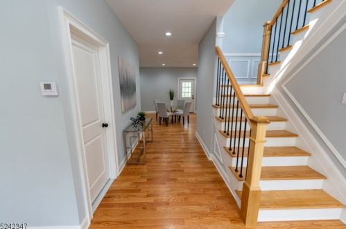 473 Plainfield Ave, Berkeley Heights NJ  07922-1925 exterior