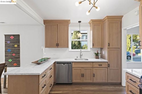 1070 Peralta, Berkeley CA 94706-2118 exterior