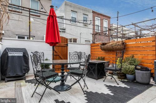 1212 Mckean St, Philadelphia PA 19145-3006 exterior