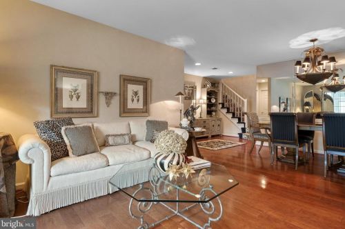 804 Country Pl Dr, Lancaster PA 17601-1793 exterior