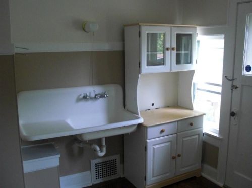 3018 Oakland Ave, Milwaukee WI  53211-3233 exterior