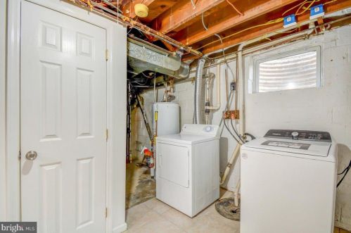 11929 Centerhill St, Silver Spring MD 20902-1155 exterior