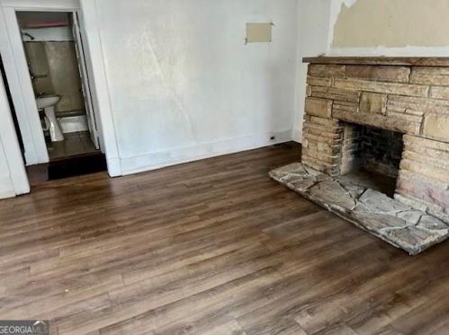 1227 Epworth St, Atlanta GA 30310-3933 exterior