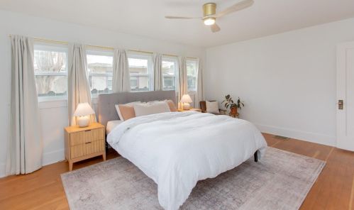 1207 Myrtle St, Turlock CA  95380-4933 exterior