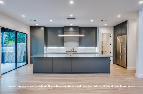 9905 Elmada Ln, Dallas, TX 75220-6305