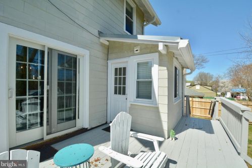 2411 30 St, Washington DC 20018-1532 exterior