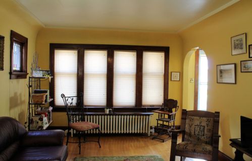 2412 Dousman St, Milwaukee, WI 53212-3040