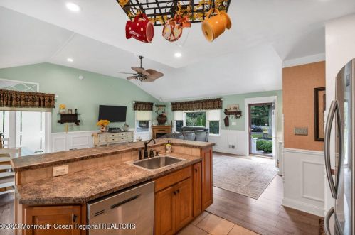 330 Chandler Rd, Jackson Twp NJ 08527-4322 exterior