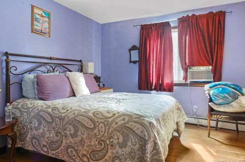 65 Osborne Ave, Norwalk CT 06855-1805 exterior