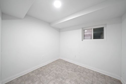 2102 71st St, Chicago IL  60649-2104 exterior