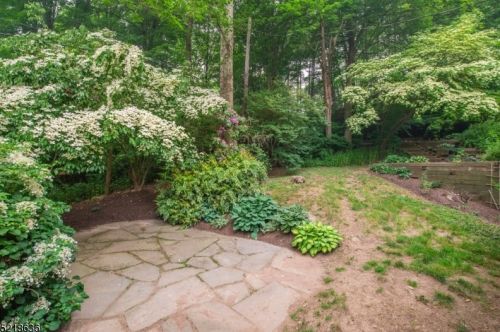 30 Stephens Mill Rd, Hackettstown NJ 07840-5325 exterior