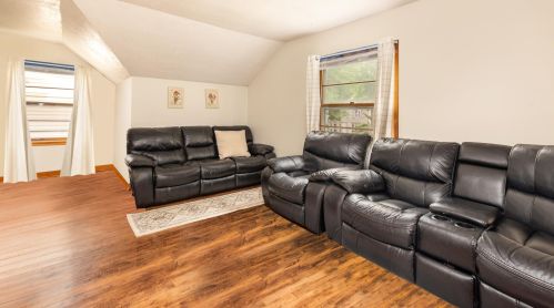 2828 48, Milwaukee WI 53210-1755 exterior