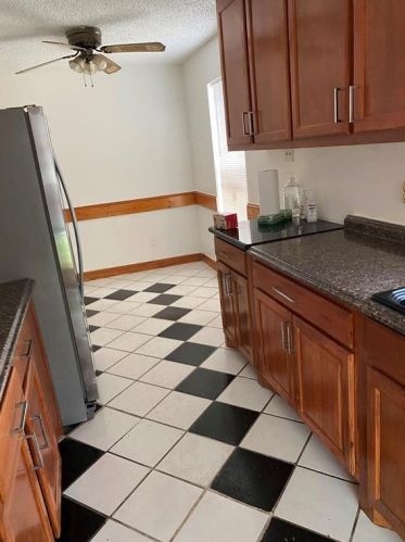 9959 Cedar Mtn Cir, Dallas TX 75217-2833 exterior